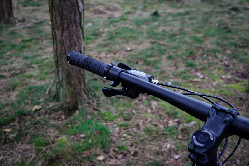 Claud Butler Haste 1.0 27.5 inch 2025 Hardtail Mountain Bike - Silver-5