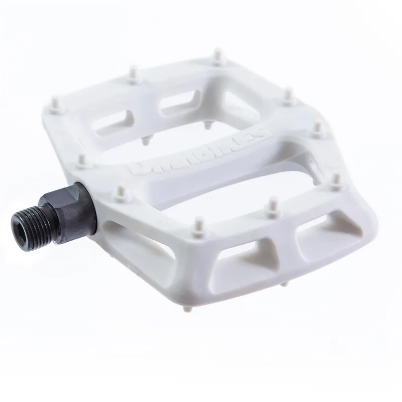 DMR V6 Cro-Mo Axle Plastic Flat Pedal in White