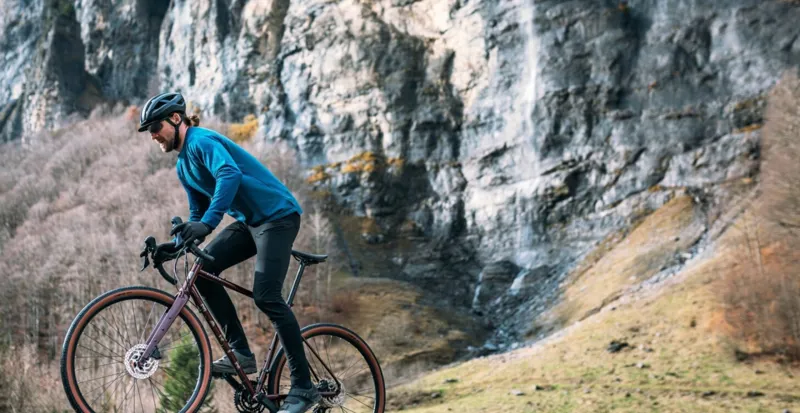 Marin Nicasio 2 Gravel Bike 2026 in Red-1