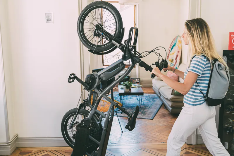 Yuba Fastrack Family Electric Cargo Bike-8